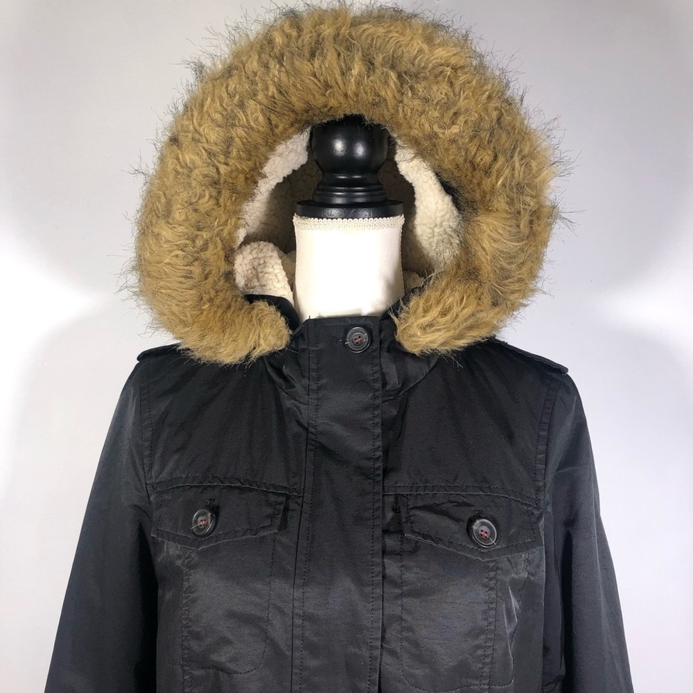LEVI’S Faux Fur Trim Sherpa Lined Parka Coat - Picture 9 of 15